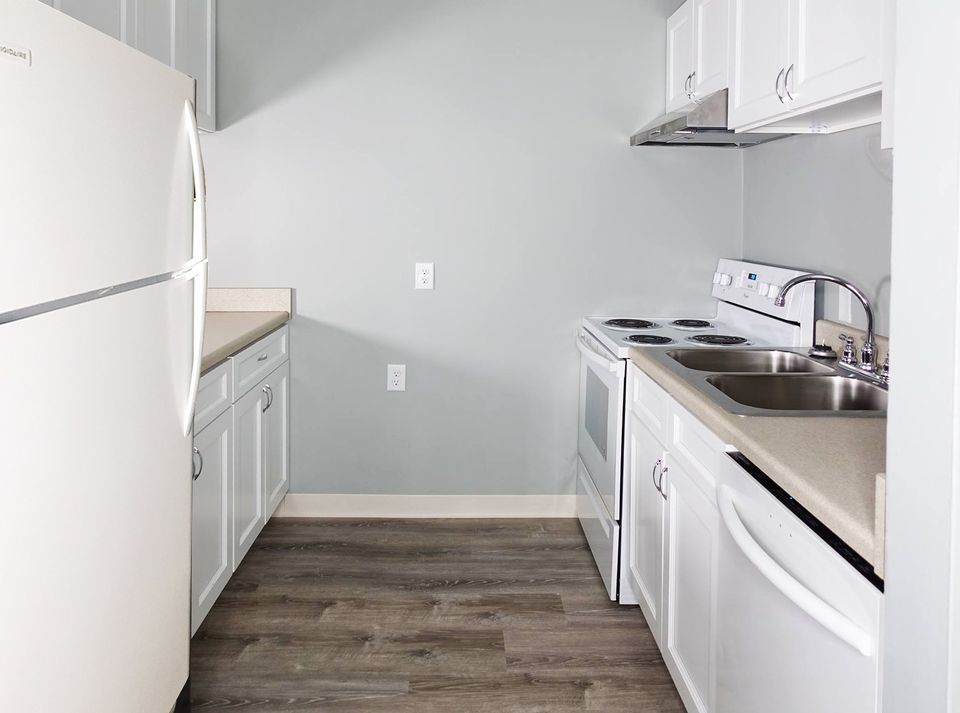 1102 Salem Avenue - 1J